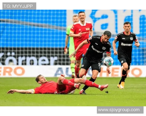 曼联与巴黎精彩对决回放詹俊解说全程回顾与分析